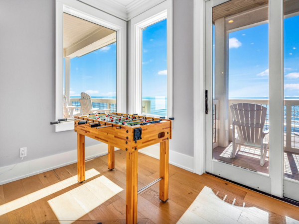 Luxurious Beach Getaway on St. George Island - Perfect for Families